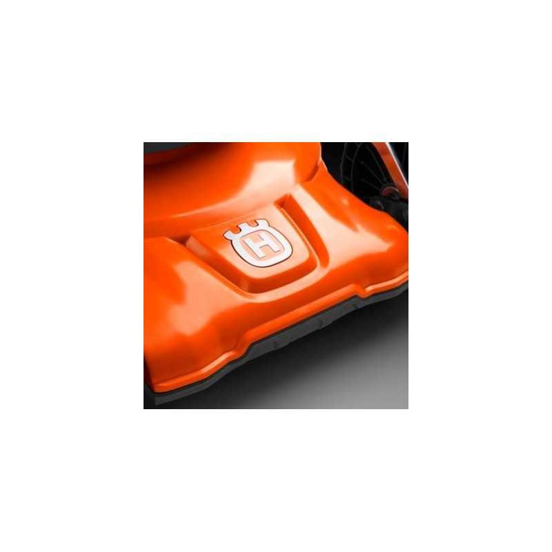 Cortacésped de gasolina Husqvarna LC247S - Imagen 4